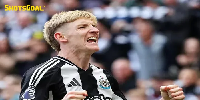 Penalti Anthony Gordon Amankan 1 Poin untuk Newcastle