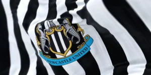 Para Penggemar Newcastle Tidak Senang dengan Survei Perubahan Lambang Klub