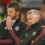 Manchester United Menimbang Solskjaer dan Carrick untuk Posisi Pelatih Interim