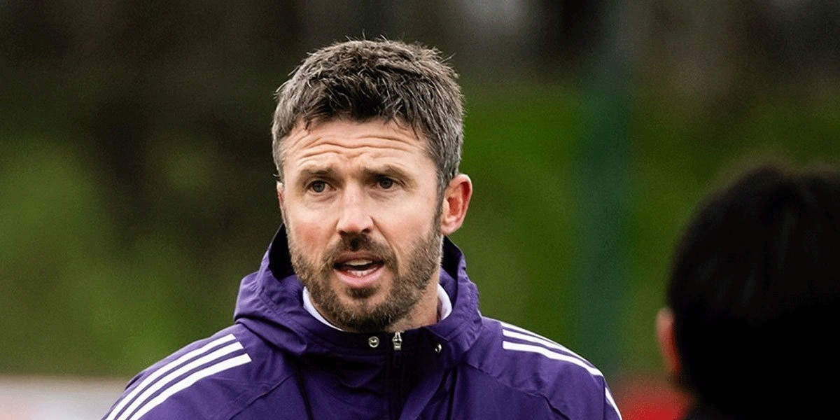 Michael Carrick Promosikan Shea Lacey ke Latihan Tim Senior