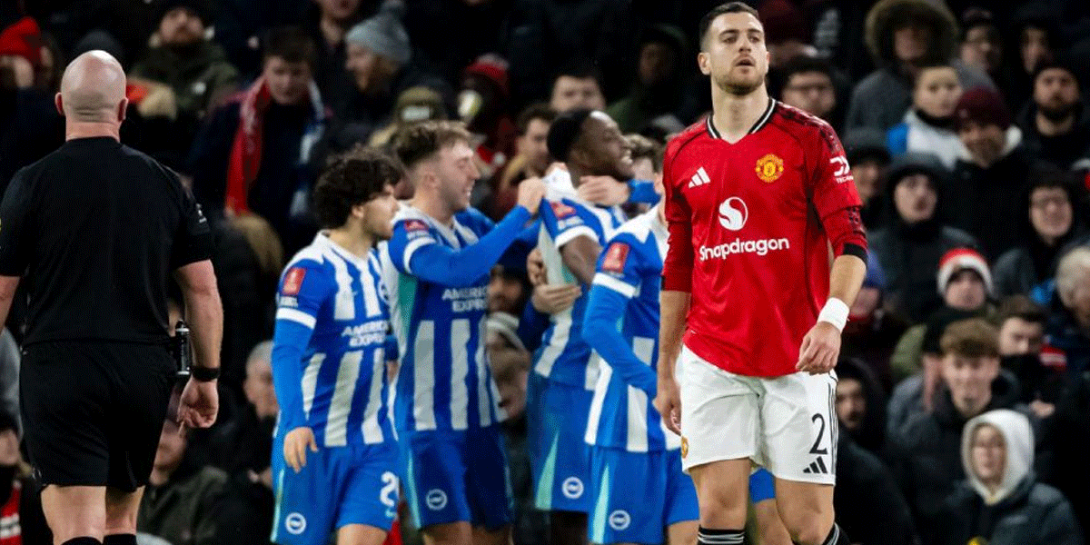 Ruang Ganti Manchester United Sambut Positif Michael Carrick