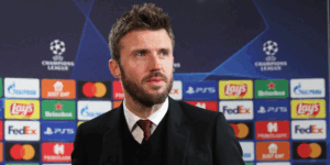 Ruang Ganti Manchester United Sambut Positif Michael Carrick